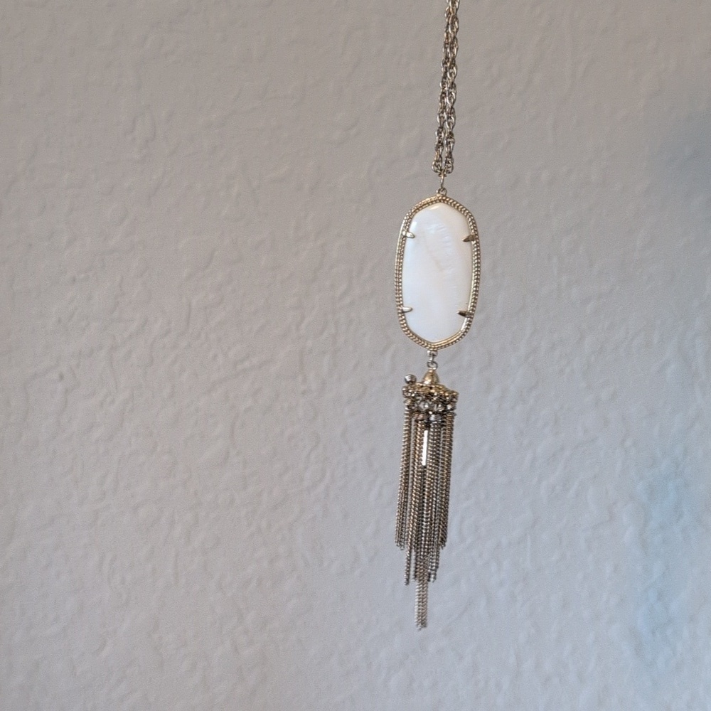 Kendra Scott Rayne Ivory Mother of Pearl Statement Drop Necklace - Picture 3 of 5
